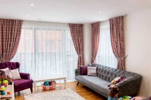 undefined, 2 Bedroom Modern Apartment For Rent in Cityview Point, E14
