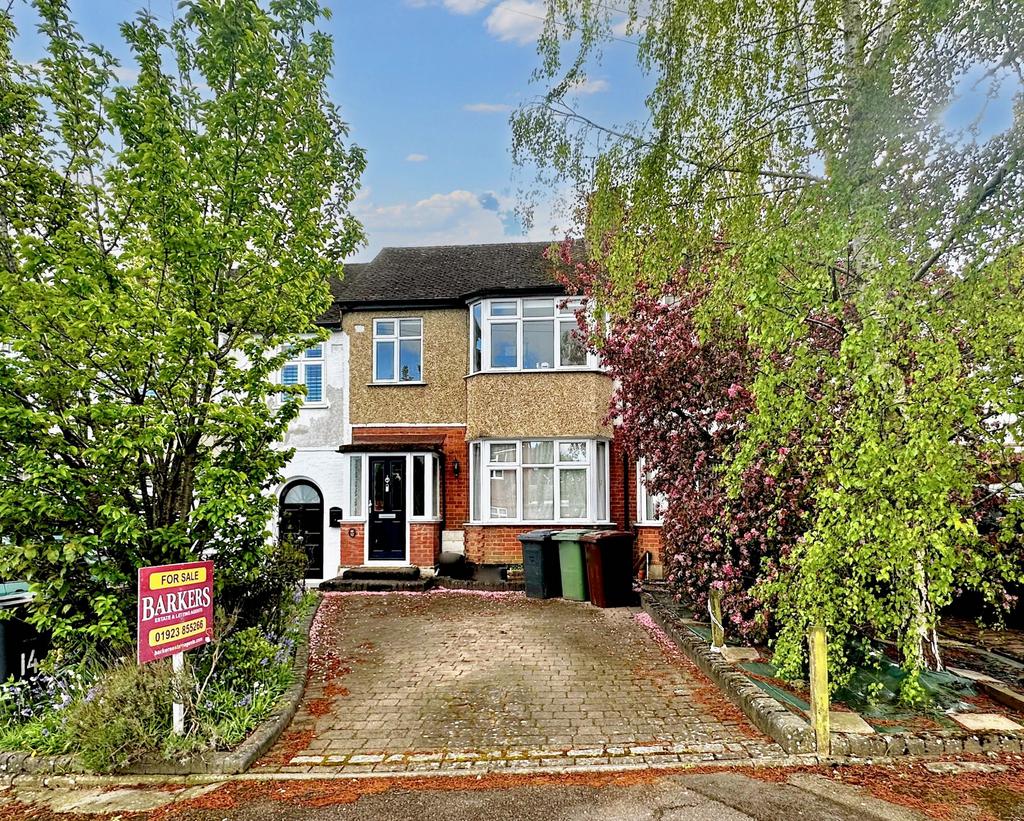 Road, Shenley, WD7 2 bed terraced house for sale £475,000