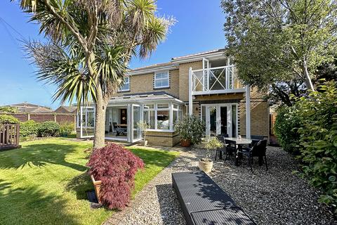 5 bedroom detached house for sale, Marquis Way, Aldwick, Bognor Regis, West Sussex PO21