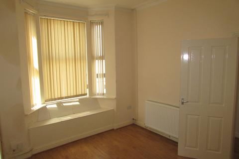 3 bedroom end of terrace house to rent, Mersey Road, Widnes, WA8