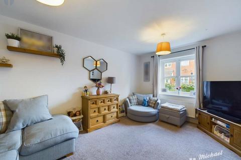 3 bedroom semi-detached house for sale, Ashmead Street, Aylesbury