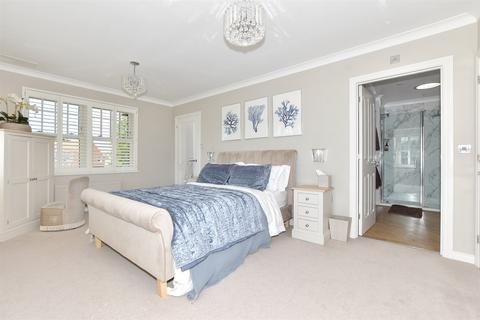 4 bedroom detached house for sale, Eversley Park, Folkestone, Kent