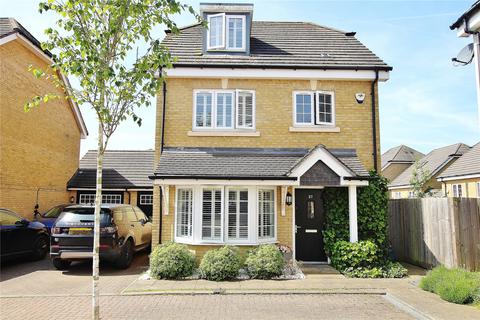 4 bedroom detached house for sale, Brookwood Farm Drive, Woking GU21