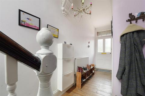 5 bedroom terraced house for sale, South Road, Faversham