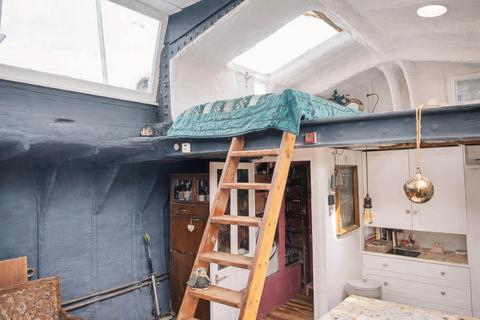 undefined, Standard Quay, Faversham ME13