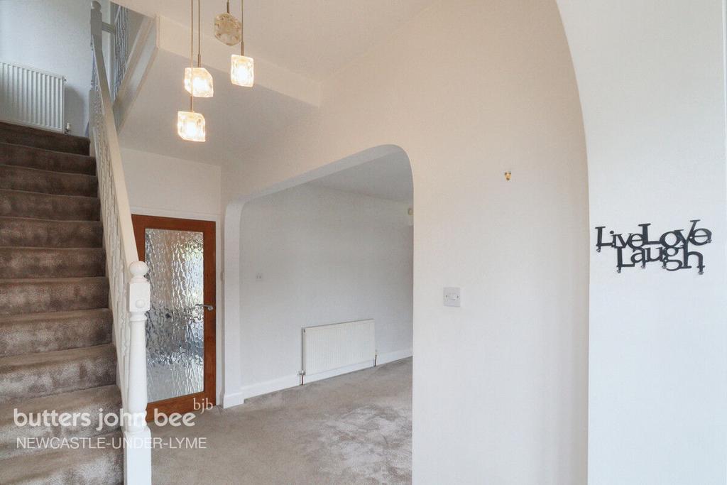 Road West, Porthill, Newcastle 3 bed semidetached house for