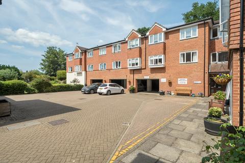 1 bedroom retirement property for sale, Stuart Court, Godalming GU7