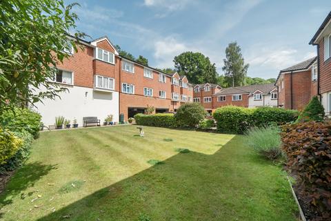 1 bedroom retirement property for sale, Stuart Court, Godalming GU7