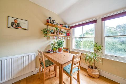 2 bedroom flat for sale, Talbot Road, Highgate