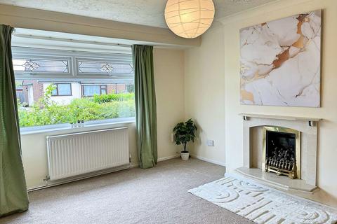 2 bedroom semi-detached bungalow for sale, Wilmslow Crescent, Thelwall, Warrington, WA4 2JE