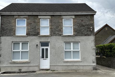 3 bedroom detached house to rent, New Road, Ystradowen, Swansea.
