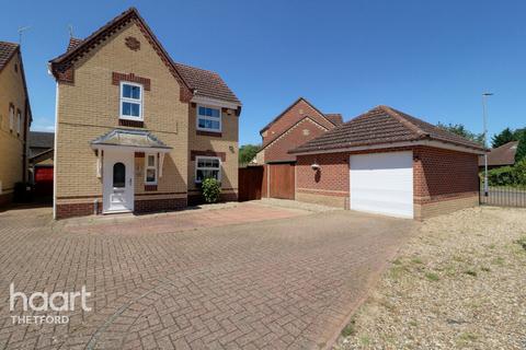 3 bedroom detached house for sale, Rosecroft Way, Thetford