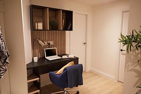 undefined, Apt 27, 113 The Headrow, The Headrow LS1