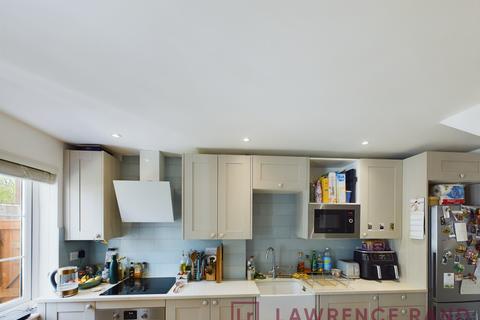 7c Cedar Avenue, Ruislip, HA4 6UJ