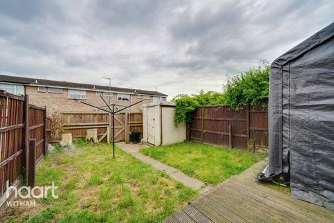 77 Calamint Road, Witham, CM8 2XT