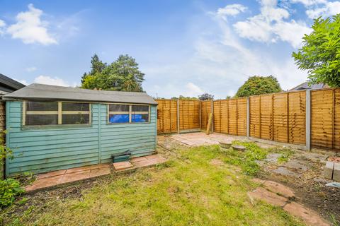 131a Batten Avenue, Woking, GU21 8TP