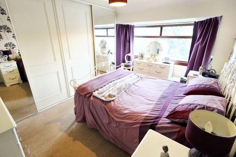 20 Beechfield Grove, Bilston, WV14 9TJ