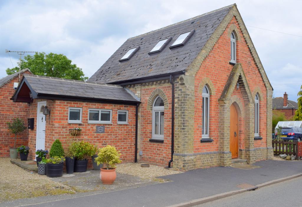 Caistor Road, South Kelsey, LN7 1 bed detached house for sale £265,000