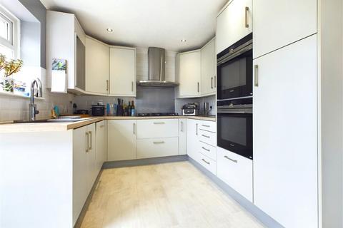 4 bedroom detached house for sale, King George VI Drive, Hove, BN3 6XF