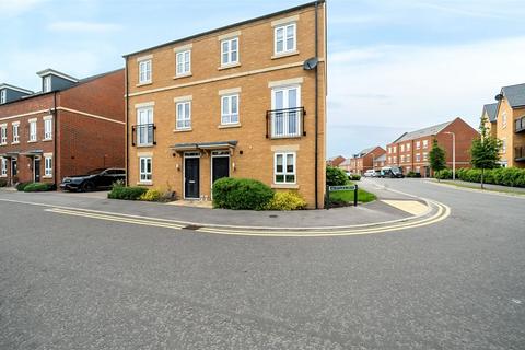 3 bedroom semi-detached house to rent, Newbury, Berkshire, RG14