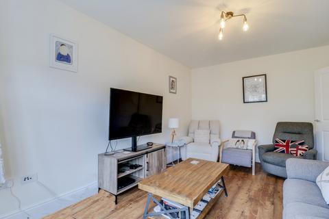47 Bletchley Road, Horsforth, Leeds, LS18 4FG