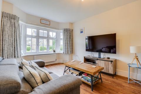 47 Bletchley Road, Horsforth, Leeds, LS18 4FG
