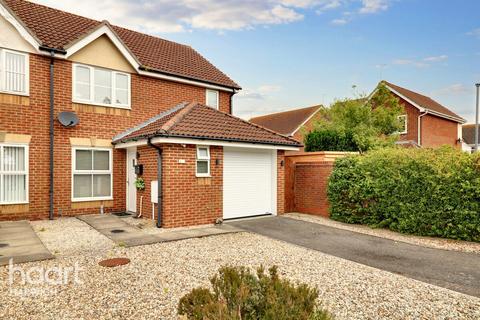 3 bedroom semi-detached house for sale, Swallow Close, Harwich