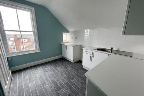 1 bedroom in a flat share for sale, Blackburn Avenue, Bridlington, East  Yorkshire, YO15