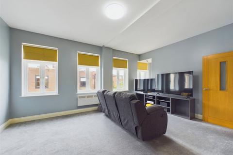 1 bedroom flat for sale, 16 Carfax, Horsham RH12