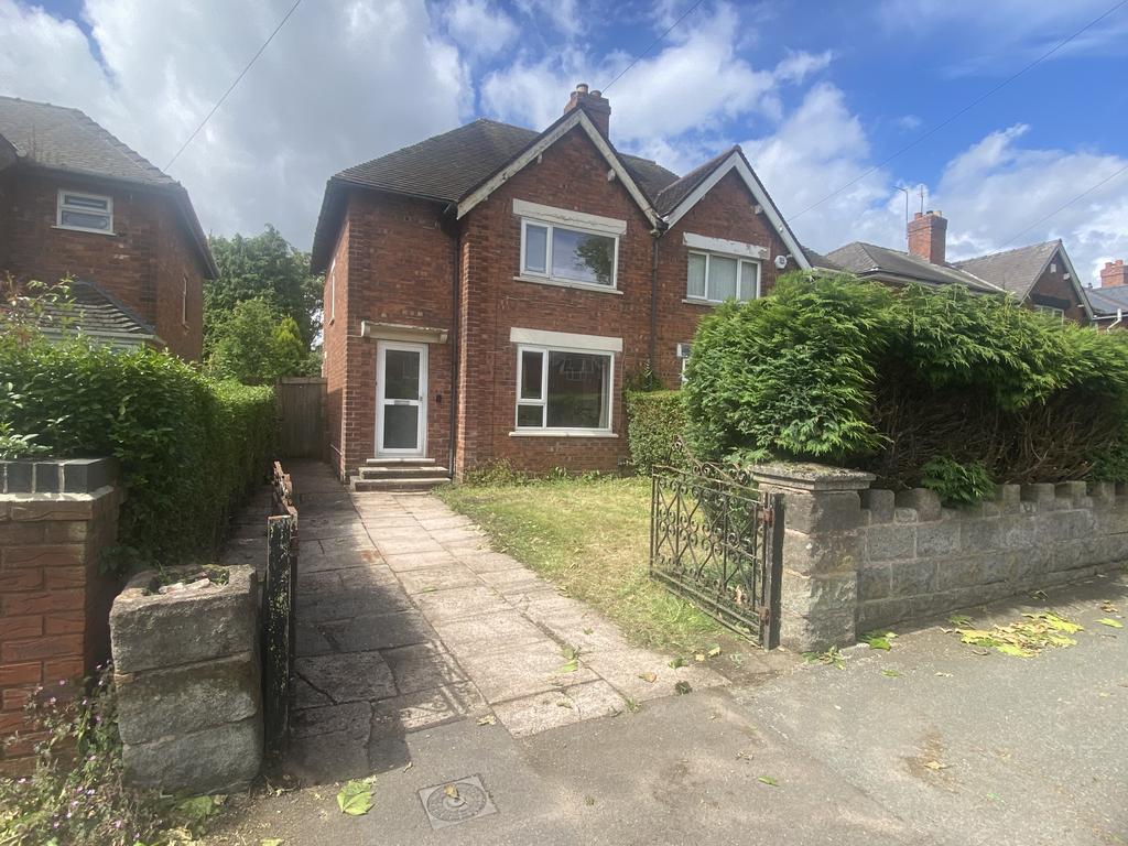 Chantry Avenue, Walsall WS3 2 bed semidetached house for sale £150,000