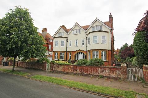 2 bedroom flat for sale, Chesterfield Road, Eastbourne, BN20 7NU