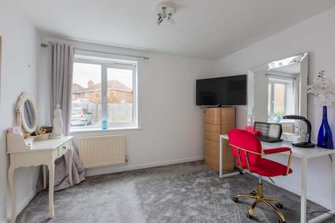 91 Grasholm Way, Slough, SL3 8WF