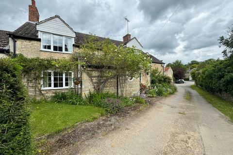 11 Crown Hill, Ropsley, Grantham, NG33 4BH