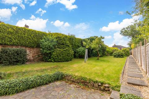 8 Jeddere Cottages, Dormansland, Lingfield, RH7 6QN