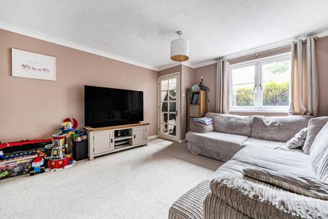 34 Darby Vale, Warfield, Bracknell, RG42 2PQ