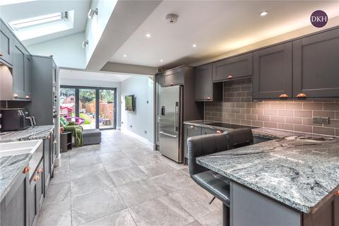 4 bedroom end of terrace house for sale, New Road, Rickmansworth WD3