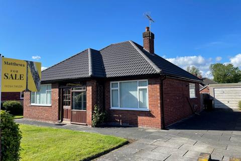 3 bedroom bungalow for sale, Manor Drive, Great Boughton, Chester, Cheshire, CH3