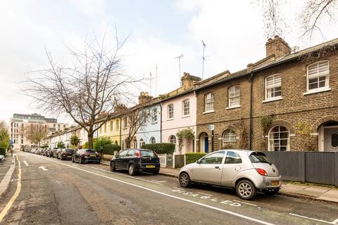 2 bedroom house to rent, Chiswick Road, Chiswick, London, W4