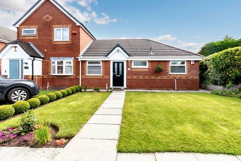 2 bedroom semi-detached bungalow for sale, Newfields, St. Helens, WA10