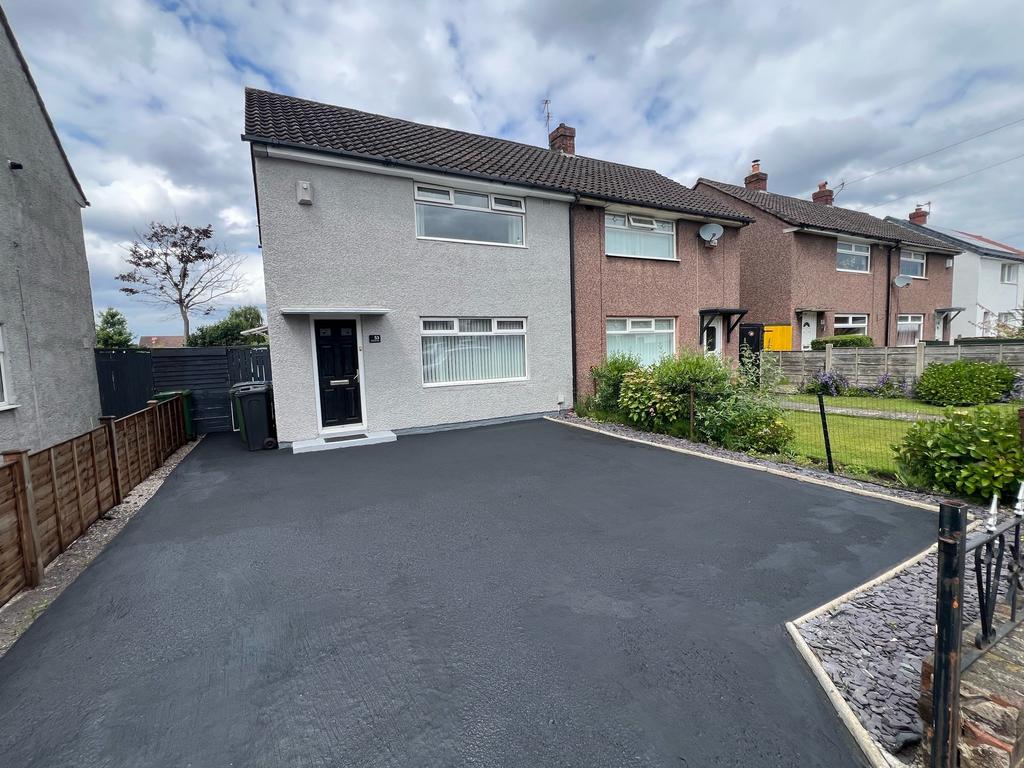 Harrogate Road, Reddish 2 bed semidetached house for sale £230,000