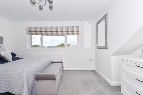 4 bedroom end of terrace house for sale, Bull Lane, Eccles, Aylesford, Kent