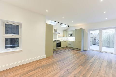 2 bedroom flat for sale, 463 Garratt Lane, Earlsfield SW18