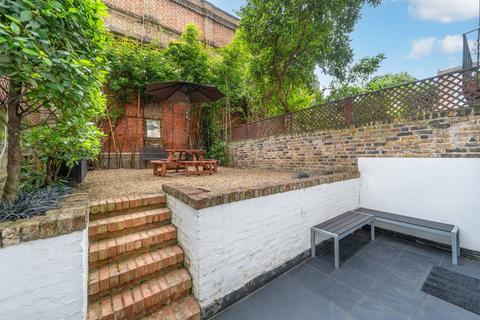 3 bedroom maisonette for sale, Monmouth Road, Westbourne Grove, London, W2