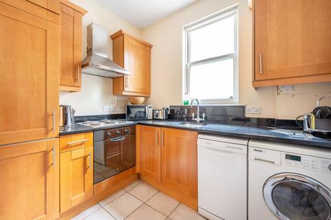 2 bedroom flat for sale, Inverness Terrace, Bayswater, London, W2