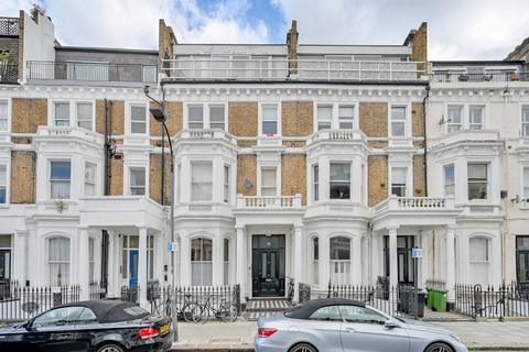 2 bedroom flat for sale, Sinclair Gardens, Shepherd's Bush, London, W14