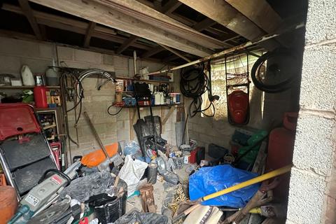 164 Marsh Lane, Fordhouses, Wolverhampton, WV10 6RX
