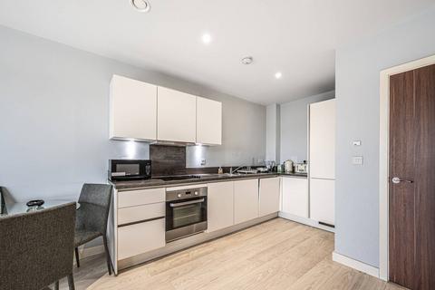 2 bedroom flat for sale, Moorhen Drive, Hendon, London, NW9