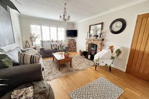 6 Merton Close, Fordingbridge, SP6 1HB