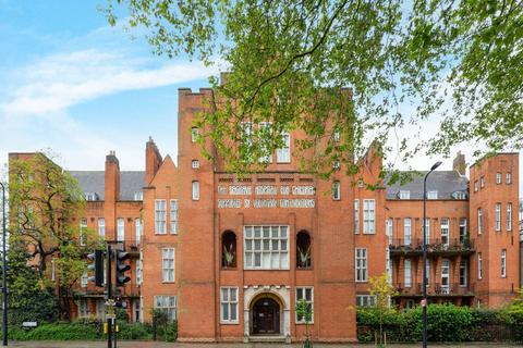 2 bedroom flat for sale, Clapham Road, Oval, London, SW9