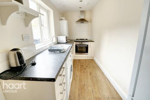 2 bedroom terraced house for sale, Newland Street West, Lincoln